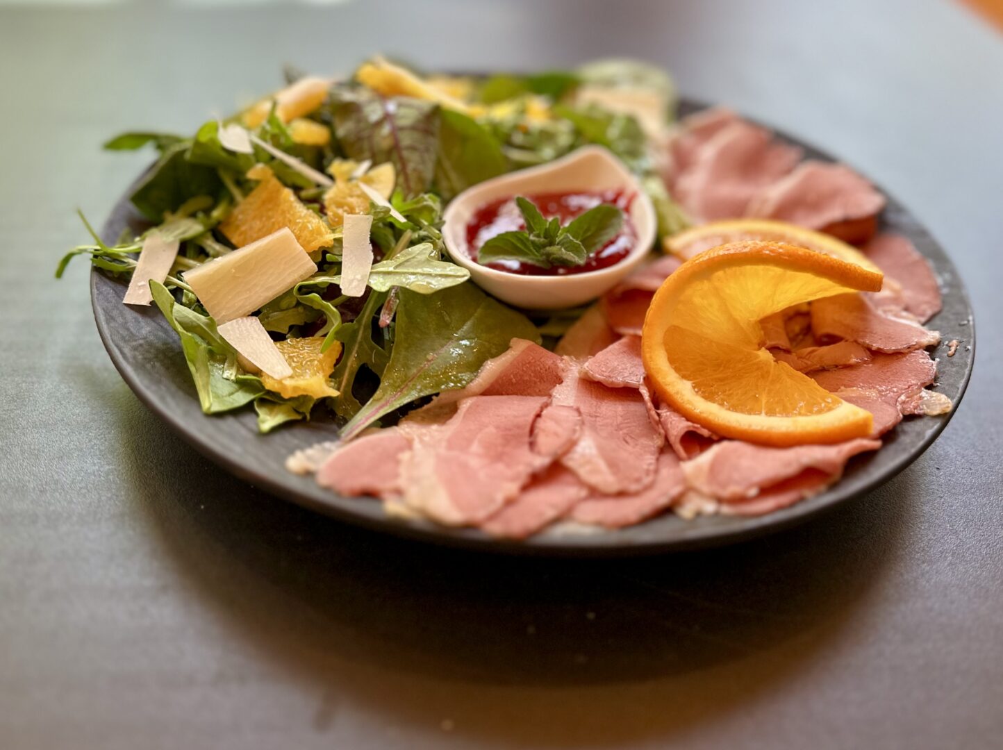 Geräuchertes Entenfilet Carpaccio